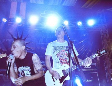 No Man's Land "Live and Loud"