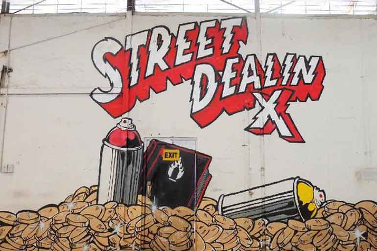 Street Art Dealin X