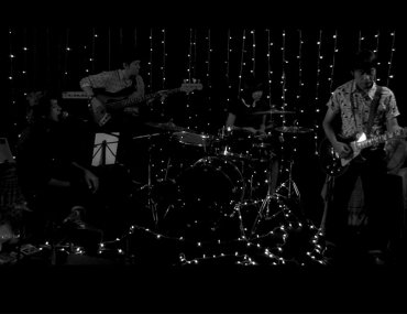 Indische Party Khilaf Single
