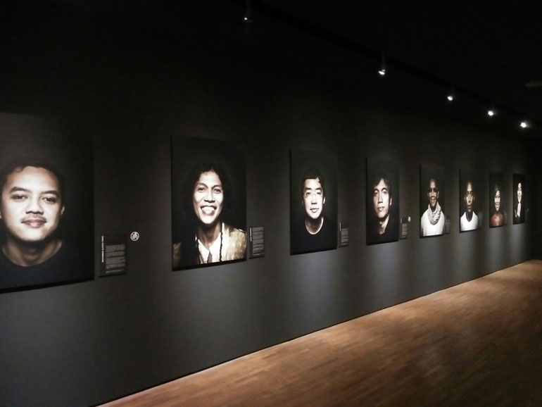 Manusia Kuat Photo Exhibition by Tulus & Adhitya Himawan