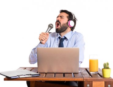 How to Tell that Your Friends' Music Sucks?