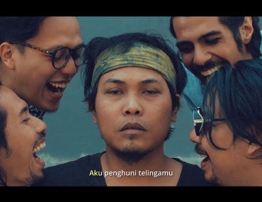 Hi Mom! Penghuni Telinga Music Video