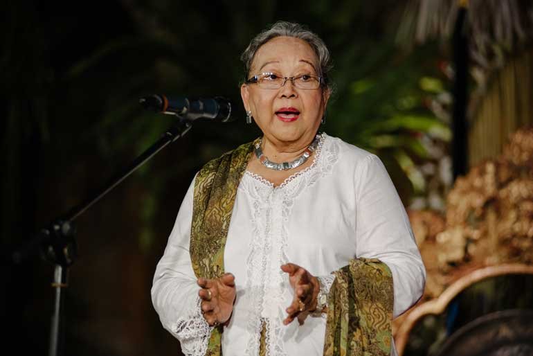 NH. Dini Lifetime Achievement Awards at UWRF 2017