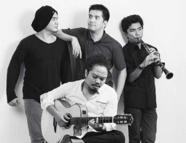 Is Announced Departure from Payung Teduh