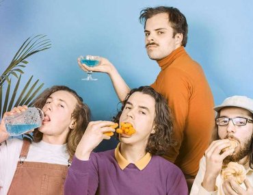 Noisewhore Live Presents Sunset Rollercoaster and Peach Pit