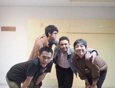 Circarama Plasticine Jewel Concert Interview
