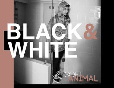 SoftAnimal Elephant Kind Drummer Black & White Single
