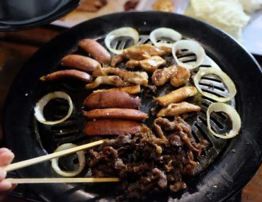 Yakiniku dan Sukiyaki di Saboten Shokudo