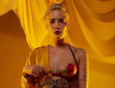 Halsey Live in Bali