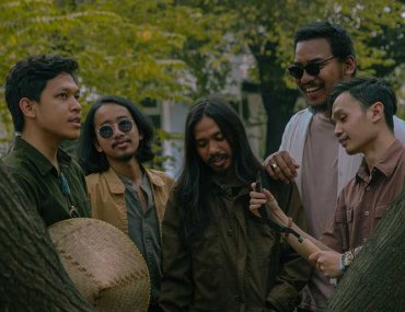 Feast Kami Belum Tentu Single