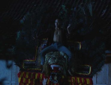 Review Film Kucumbu Tubuh Indahku